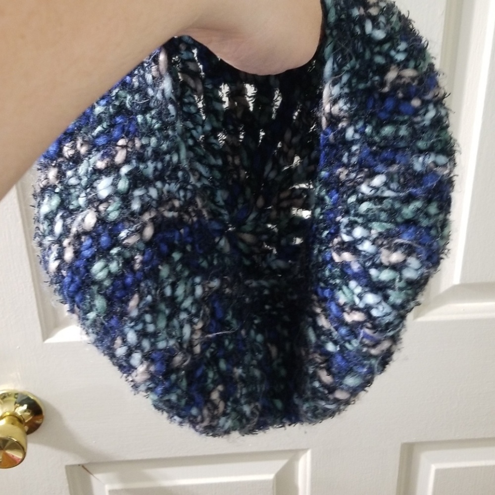 Hand made hat - Picture 3 of 3